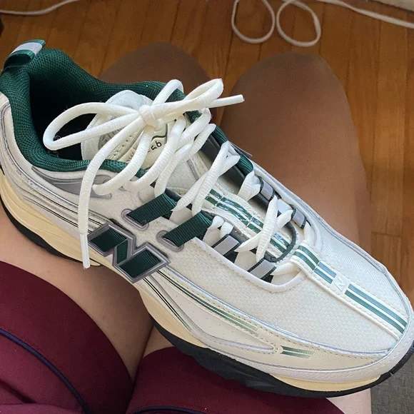 New Balance x Aimé Leon Dore limited edition RC56 Sneaker in Green, White, Cream - Picture 11 of 13